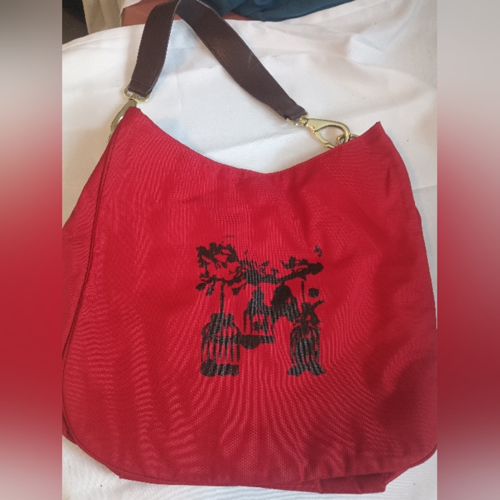 Embroidered red shoulder purse